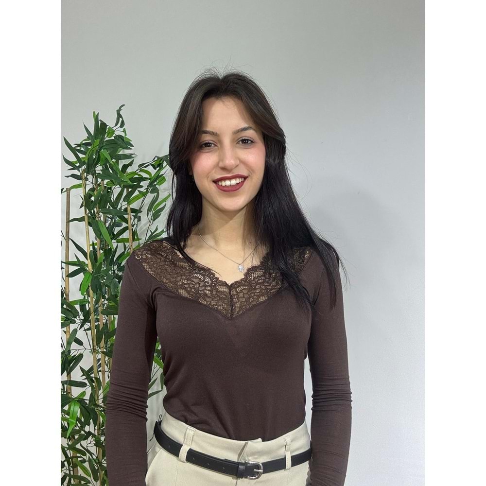 Acı Kahve V Yaka Dantel Detaylı Bluz