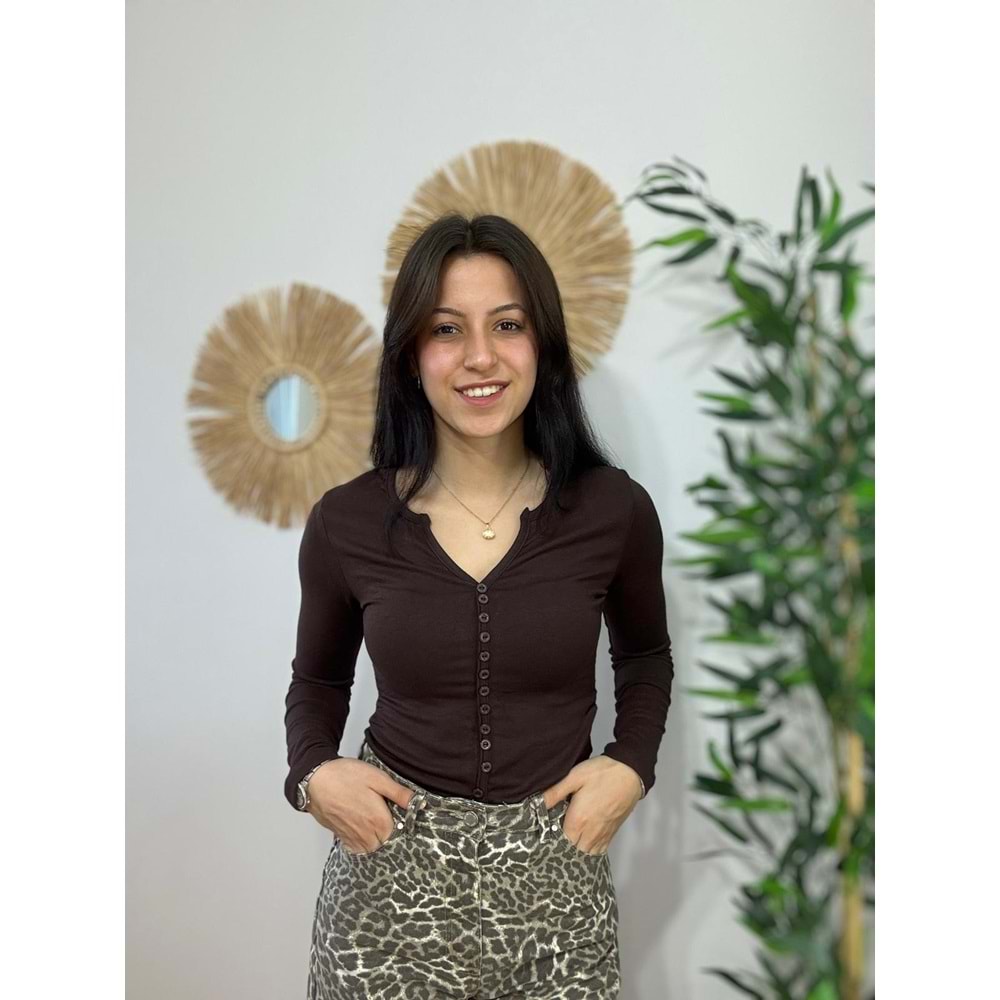 Acı Kahve Bisiklet Yaka Düğmeli Bluz