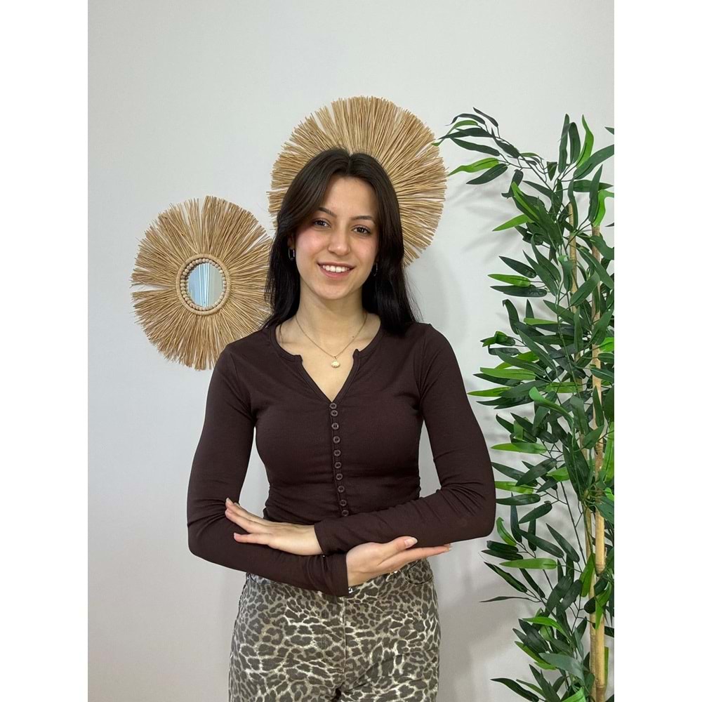 Acı Kahve Bisiklet Yaka Düğmeli Bluz