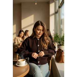 Koyu Kahve Üçgen Düğmeli Premium Hırka