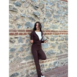 Kahverengi El Geçirmeli Cepli İspanyol Paça Yırtmaçlı Tayt Hırka Takım