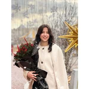 Beyaz Atkılı Bisiklet Yaka Düğmeli Kaşe Panço