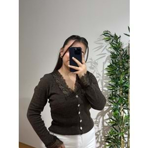 Kahverengi Dantel Detaylı Hırka