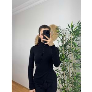 Boğazlı Belden Düğmeli Siyah Triko