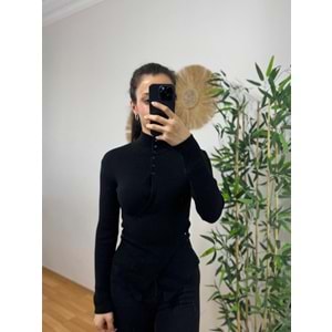Boğazlı Belden Düğmeli Siyah Triko